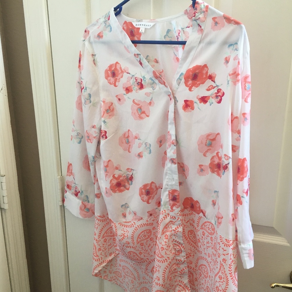 FINAL MARKDOWN Ladies downeast blouse large
